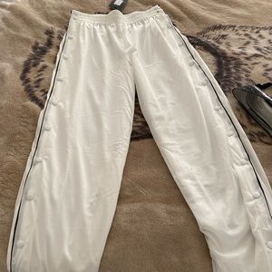 Fashion nova button pants